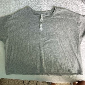 Lululemon cates tee